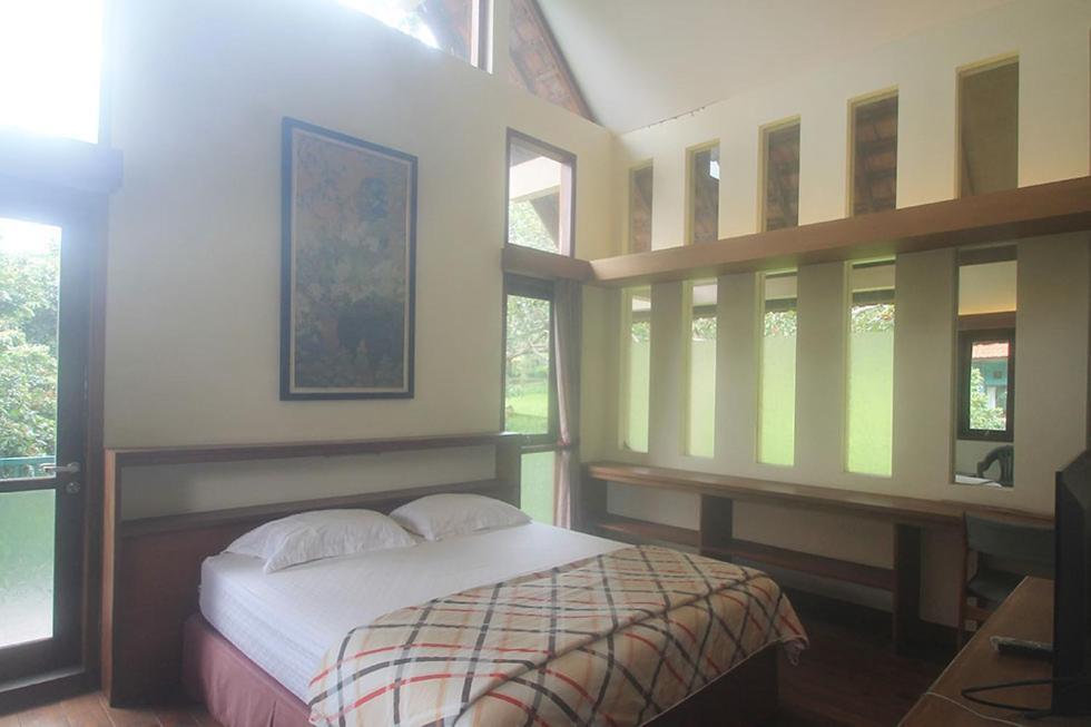 Hotel Villa Rawa Pening Pratama By Aparian Desa Desa Bandungan Exteriör bild