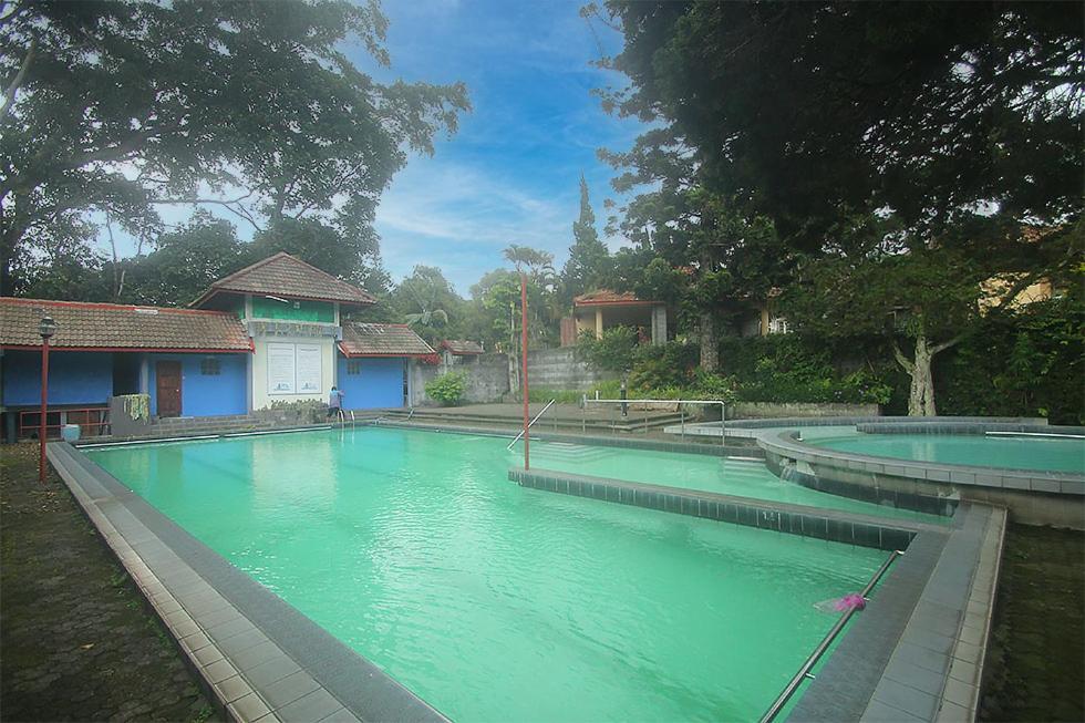 Hotel Villa Rawa Pening Pratama By Aparian Desa Desa Bandungan Exteriör bild