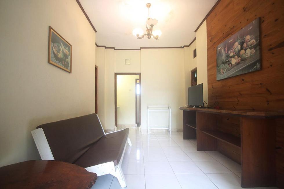 Hotel Villa Rawa Pening Pratama By Aparian Desa Desa Bandungan Exteriör bild
