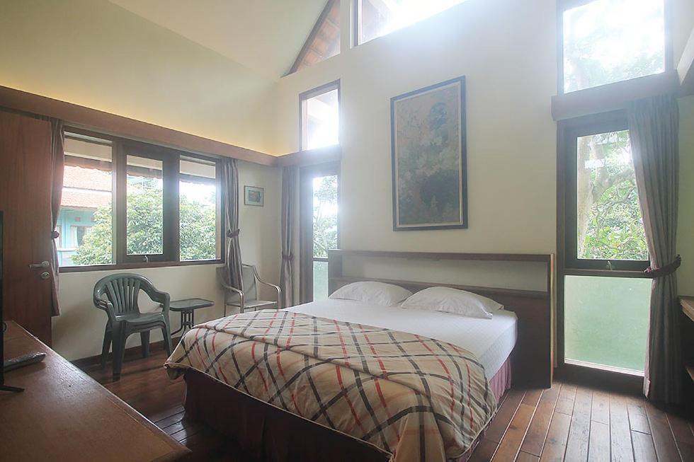 Hotel Villa Rawa Pening Pratama By Aparian Desa Desa Bandungan Exteriör bild