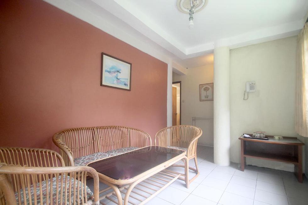 Hotel Villa Rawa Pening Pratama By Aparian Desa Desa Bandungan Exteriör bild