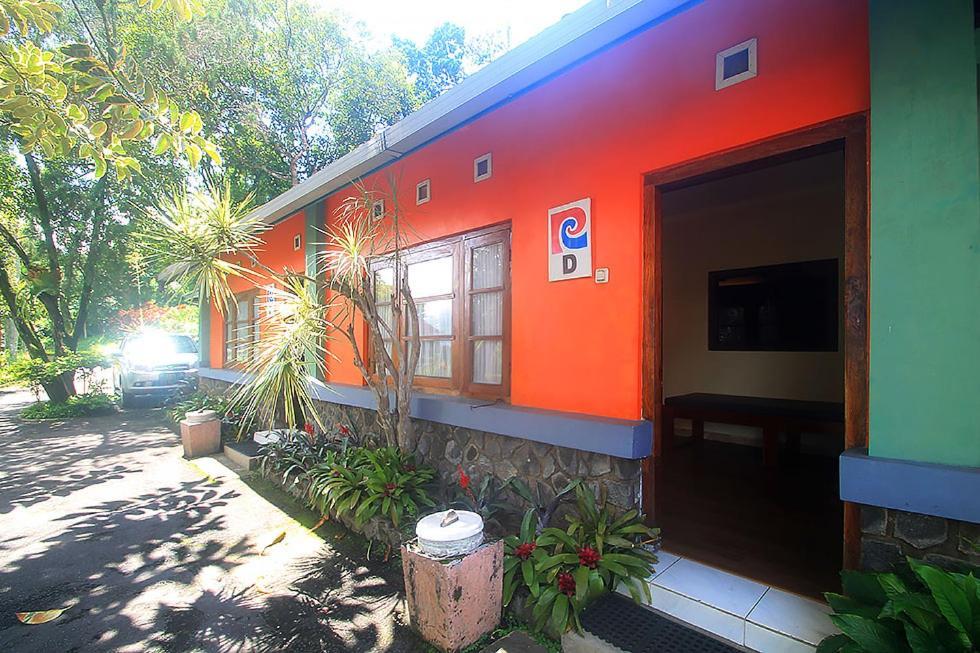 Hotel Villa Rawa Pening Pratama By Aparian Desa Desa Bandungan Exteriör bild